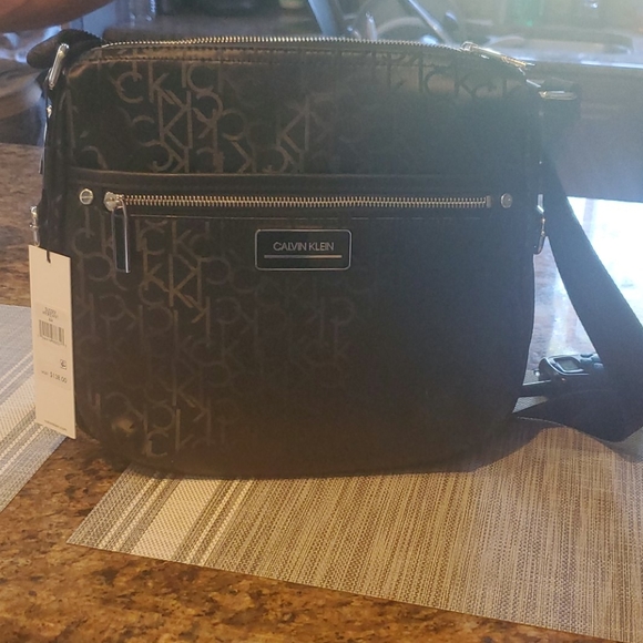 Cross body purse - Picture 1 of 3